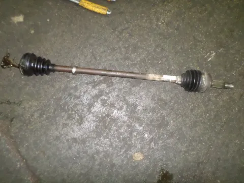 Ημιαξόνιο Εμπρός Δεξί για TOYOTA AYGO (2005 - 2009) (B10) , CITROEN C1 (2005 - 2008) (P) , PEUGEOT 107 (2006 - 2009) Ημιαξόνιο Εμπρός Δεξί για TOYOTA AYGO (2005 - 2009) (B10) , CITROEN C1 (2005 - 2008) (P) , PEUGEOT 107 (2006 - 2009)