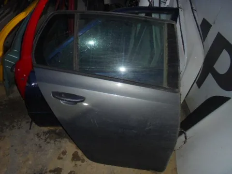 Πόρτα Πίσω Δεξιά για VW GOLF (2009 - 2013) Mk6 (5K1) *Ε* Πόρτα Πίσω Δεξιά για VW GOLF (2009 - 2013) Mk6 (5K1) *Ε*