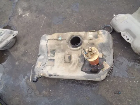 Δεξαμενή Καυσίμου (Ρεζερβουάρ) για HYUNDAI ACCENT (1999 - 2002) (CG) (LC) *Δ*49763 Δεξαμενή Καυσίμου (Ρεζερβουάρ) για HYUNDAI ACCENT (1999 - 2002) (CG) (LC) *Δ*49763
