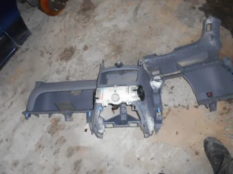 Τροπέτο Εμπρός Κουφάρι για PEUGEOT 107 (2006 - 2009) *Α* -  Τροπέτο Εμπρός Κουφάρι για PEUGEOT 107 (2006 - 2009) *Α* -