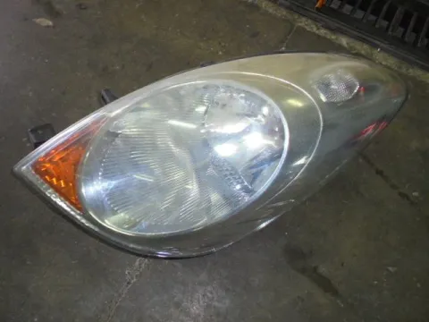 Φανάρι Εμπρός Αριστερό για NISSAN NOTE (2005 - 2008) (E11) Φανάρι Εμπρός Αριστερό για NISSAN NOTE (2005 - 2008) (E11)