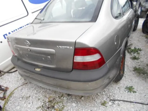 Τροπέτο Αμάξι κομπλέ Χ.Μηχανή με Σασμάν (X16SZR) Έχει Ζαντολάστιχα CONTINENTAL 185/65/14 * για OPEL VECTRA (1996 - 1998) B Hatchback - 5dr 1600 (X16SZR) Petrol 75 *ΔΒ* -  Τροπέτο Αμάξι κομπλέ Χ.Μηχανή με Σασμάν (X16SZR) Έχει Ζαντολάστιχα CONTINENTAL 185/65/14 * για OPEL VECTRA (1996 - 1998) B Hatchback - 5dr 1600 (X16SZR) Petrol 75 *ΔΒ* -