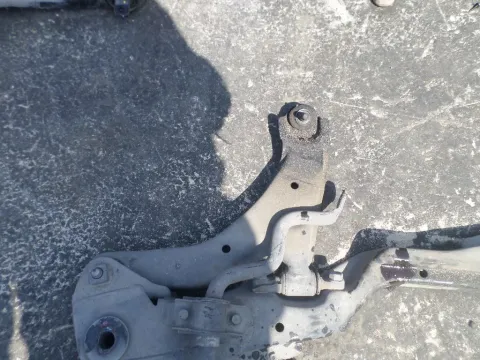 Ψαλίδι Εμπρός Αριστερό για HYUNDAI COUPE (2001 - 2004) (GK) Ψαλίδι Εμπρός Αριστερό για HYUNDAI COUPE (2001 - 2004) (GK)