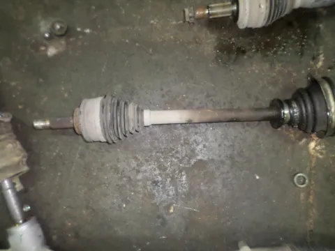 Ημιαξόνιο Εμπρός Αριστερό Με ABS για RENAULT CLIO (2001 - 2005) (BB_) (CB_) Ημιαξόνιο Εμπρός Αριστερό Με ABS για RENAULT CLIO (2001 - 2005) (BB_) (CB_)