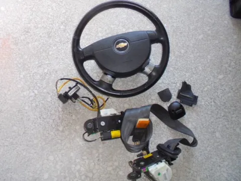 Σετ Αερόσακων Εμπρός (με Ταμπλό) για CHEVROLET - DAEWOO AVEO (2008 - 2011) (T250) *Γ* Σετ Αερόσακων Εμπρός (με Ταμπλό) για CHEVROLET - DAEWOO AVEO (2008 - 2011) (T250) *Γ*
