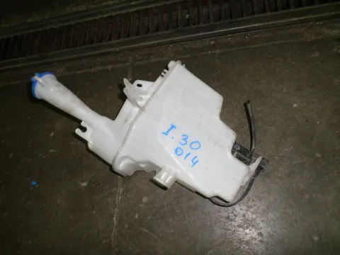 Δοχείο Υαλοκαθαριστήρων Με Μοτέρ για HYUNDAI i30 (2007 - 2012) Δοχείο Υαλοκαθαριστήρων Με Μοτέρ για HYUNDAI i30 (2007 - 2012)