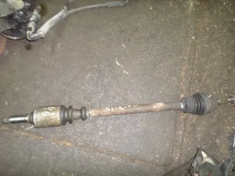 Ημιαξόνιο Εμπρός Δεξί για CITROEN SAXO (1996 - 1999) (S) Ημιαξόνιο Εμπρός Δεξί για CITROEN SAXO (1996 - 1999) (S)