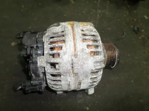 Δυναμό - Εναλλάκτης για AUDI A3 (2000 - 2003) (8L) Δυναμό - Εναλλάκτης για AUDI A3 (2000 - 2003) (8L)