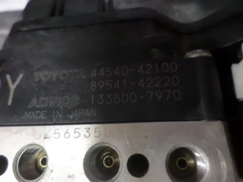 Μονάδα ABS 4454042100 για TOYOTA RAV-4 (2006 - 2009) (XA30) -  Μονάδα ABS 4454042100 για TOYOTA RAV-4 (2006 - 2009) (XA30) -