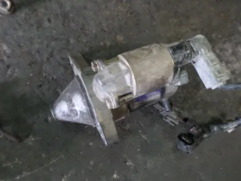 Μίζα για TOYOTA YARIS (1999 - 2002) (XP10) Μίζα για TOYOTA YARIS (1999 - 2002) (XP10)