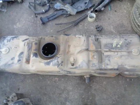 Δεξαμενή Καυσίμου (Ρεζερβουάρ) για FORD TRANSIT (2000 - 2006) (FA_ _) *Δ*42243 Δεξαμενή Καυσίμου (Ρεζερβουάρ) για FORD TRANSIT (2000 - 2006) (FA_ _) *Δ*42243