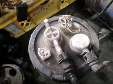 Αντλία Καυσίμου (Τρόμπα Βενζίνης) για TOYOTA AVENSIS (2003 - 2006) (T250) Αντλία Καυσίμου (Τρόμπα Βενζίνης) για TOYOTA AVENSIS (2003 - 2006) (T250)