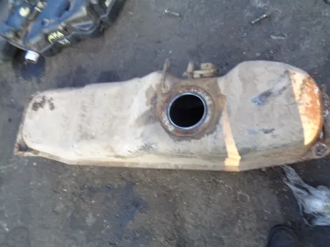 Δεξαμενή Καυσίμου (Ρεζερβουάρ) για NISSAN D22 (1998 - 2001) *Δ*49655 Δεξαμενή Καυσίμου (Ρεζερβουάρ) για NISSAN D22 (1998 - 2001) *Δ*49655