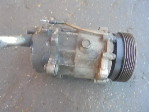 Συμπιεστής A-C (Κομπρέσορας) για VW GOLF (1998 - 2004) Mk4 (1J1) Συμπιεστής A-C (Κομπρέσορας) για VW GOLF (1998 - 2004) Mk4 (1J1)
