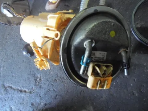Αντλία Καυσίμου (Τρόμπα Πετρελαίου) για OPEL VECTRA (2002 - 2005) C Αντλία Καυσίμου (Τρόμπα Πετρελαίου) για OPEL VECTRA (2002 - 2005) C
