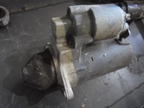 Μίζα (0001107077) για OPEL VECTRA (1996 - 1998) B , (1999 - 2002) B Μίζα (0001107077) για OPEL VECTRA (1996 - 1998) B , (1999 - 2002) B