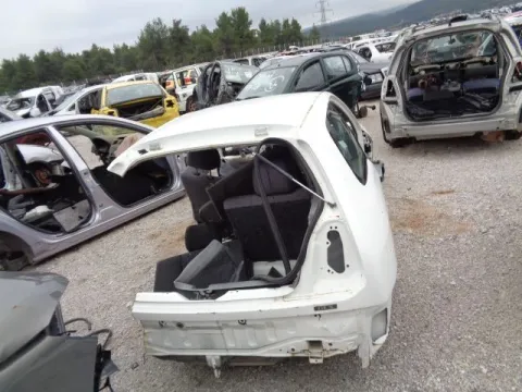 Τροπέτο Πίσω Με Άξονα Με Θόλουs Και Σασί για MITSUBISHI COLT (1999 - 2004) (CJ) Hatchback - 3dr *ΔΒ* -  Τροπέτο Πίσω Με Άξονα Με Θόλουs Και Σασί για MITSUBISHI COLT (1999 - 2004) (CJ) Hatchback - 3dr *ΔΒ* -