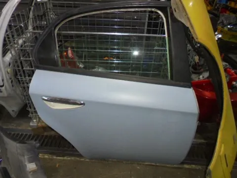 Πόρτα Πίσω Δεξιά Ελατωματική για ALFA ROMEO 159 (2006 - 2008) , (2008 - 2011) (939) *Γ* Πόρτα Πίσω Δεξιά Ελατωματική για ALFA ROMEO 159 (2006 - 2008) , (2008 - 2011) (939) *Γ*