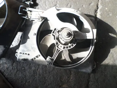 Βεντιλατέρ Ψυγείου Κινητήρα (Νερού) για ROVER 200 (1985 - 1989) (XH)  **Γ** Βεντιλατέρ Ψυγείου Κινητήρα (Νερού) για ROVER 200 (1985 - 1989) (XH)  **Γ**