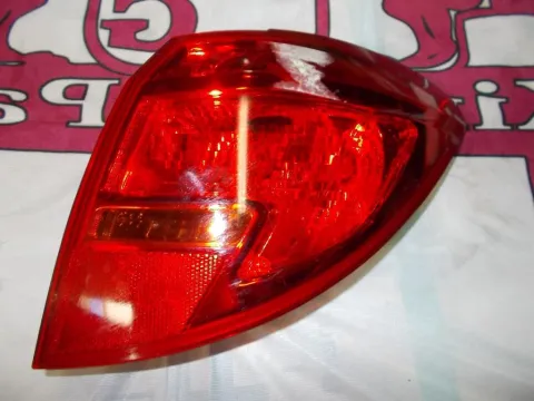 Φανάρι Πίσω Δεξί για OPEL MERIVA (2010 - 2014) Φανάρι Πίσω Δεξί για OPEL MERIVA (2010 - 2014)