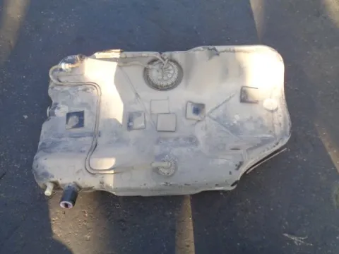 Δεξαμενή Καυσίμου (Ρεζερβουάρ) για HYUNDAI COUPE (1997- 1999) (RD) *Δ*42243 Δεξαμενή Καυσίμου (Ρεζερβουάρ) για HYUNDAI COUPE (1997- 1999) (RD) *Δ*42243