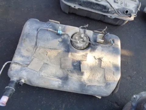 Δεξαμενή Καυσίμου (Ρεζερβουάρ) για HYUNDAI ACCENT (1999 - 2002) (CG) (LC) *Δ*42243 Δεξαμενή Καυσίμου (Ρεζερβουάρ) για HYUNDAI ACCENT (1999 - 2002) (CG) (LC) *Δ*42243