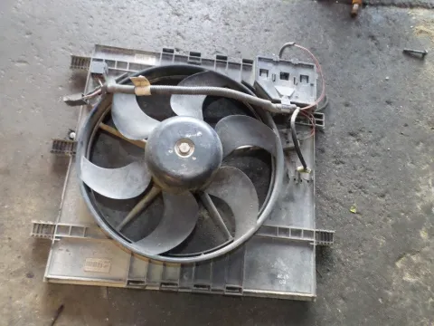 Βεντιλατέρ Ψυγείου Κινητήρα (Νερού) για MERCEDES VITO (1996 - 2003) (W638) *Γ* Βεντιλατέρ Ψυγείου Κινητήρα (Νερού) για MERCEDES VITO (1996 - 2003) (W638) *Γ*