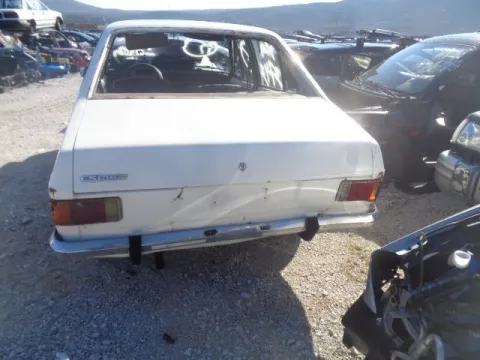 Τροπέτο Αμάξι κομπλέ Με Μηχανή , Σασμάν Και Ζαντολάστιχα 175/70/13 για FORD ESCORT (1975 - 1980) ΜΚ2 Sedan 4dr 1100 (G1) Petrol 45 *Δ* - 