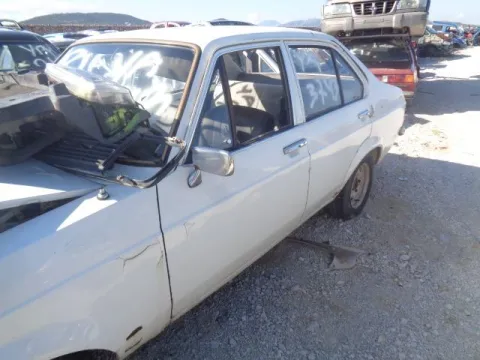 Τροπέτο Αμάξι κομπλέ Με Μηχανή , Σασμάν Και Ζαντολάστιχα 175/70/13 για FORD ESCORT (1975 - 1980) ΜΚ2 Sedan 4dr 1100 (G1) Petrol 45 *Δ* - 