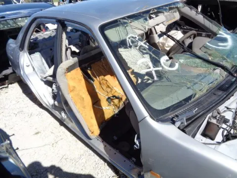 Τροπέτο Πίσω Με Άξονα Με Θόλουs Και Σασί για TOYOTA COROLLA (1997 - 1999) (A111) Sedan - 4dr *Δ* -  Τροπέτο Πίσω Με Άξονα Με Θόλουs Και Σασί για TOYOTA COROLLA (1997 - 1999) (A111) Sedan - 4dr *Δ* -