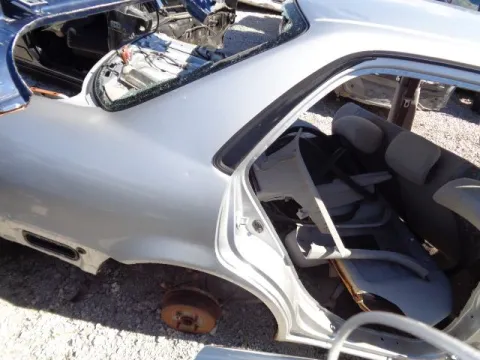 Τροπέτο Πίσω Με Άξονα Με Θόλουs Και Σασί για TOYOTA COROLLA (1997 - 1999) (A111) Sedan - 4dr *Δ* -  Τροπέτο Πίσω Με Άξονα Με Θόλουs Και Σασί για TOYOTA COROLLA (1997 - 1999) (A111) Sedan - 4dr *Δ* -