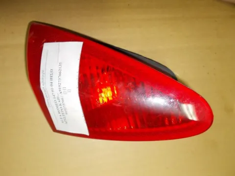 Φανάρι Πίσω Αριστερό Καπού για ALFA ROMEO 147 (2000 - 2004) (937) Φανάρι Πίσω Αριστερό Καπού για ALFA ROMEO 147 (2000 - 2004) (937)
