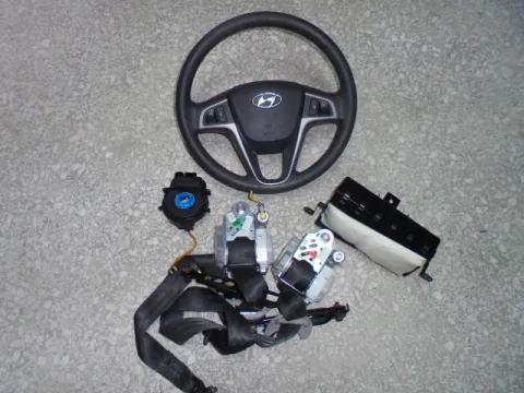 Σετ Αερόσακων Εμπρός (με Ταμπλό) για HYUNDAI i20 (2009 - 2011) Hatchback - 5dr  *Γ* -  Σετ Αερόσακων Εμπρός (με Ταμπλό) για HYUNDAI i20 (2009 - 2011) Hatchback - 5dr  *Γ* -