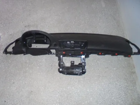 Ταμπλό για BMW 1 Series (2004 - 2007) (E87) , (2007 - 2012) *Γ* Ταμπλό για BMW 1 Series (2004 - 2007) (E87) , (2007 - 2012) *Γ*