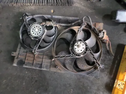 Βεντιλατέρ Ψυγείου Κινητήρα (Νερού) για SKODA FABIA (2000 - 2004) (6Y) Βεντιλατέρ Ψυγείου Κινητήρα (Νερού) για SKODA FABIA (2000 - 2004) (6Y)
