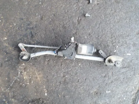 Μοτέρ Κίνησης Εμπρός Υαλοκαθαριστήρων για TOYOTA COROLLA (2002 - 2004) (E120) Μοτέρ Κίνησης Εμπρός Υαλοκαθαριστήρων για TOYOTA COROLLA (2002 - 2004) (E120)