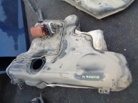 Δεξαμενή Καυσίμου (Ρεζερβουάρ) για SKODA OCTAVIA (1997 - 2000) 4 (1U2-5) , (2000 - 2008) 4 (1U2-5) *Δ* 58963 Δεξαμενή Καυσίμου (Ρεζερβουάρ) για SKODA OCTAVIA (1997 - 2000) 4 (1U2-5) , (2000 - 2008) 4 (1U2-5) *Δ* 58963