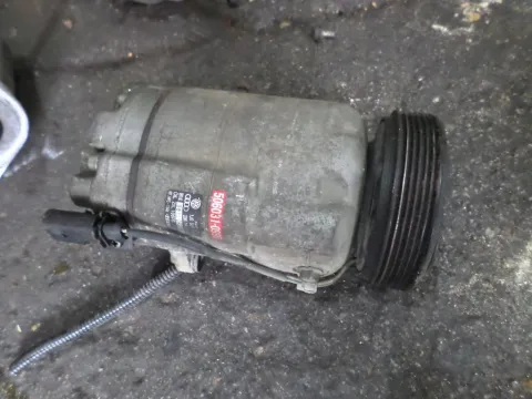 Συμπιεστής A-C (Κομπρέσορας) για AUDI A3 (2000 - 2003) (8L) Συμπιεστής A-C (Κομπρέσορας) για AUDI A3 (2000 - 2003) (8L)