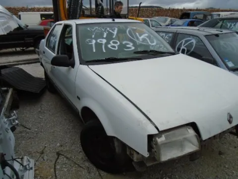 Τροπέτο Αμάξι κομπλέ Με Μηχανή (C3J710) Σασμάν Και Ζαντολάστιχα 175/70/13 για RENAULT 19 (1988 -1992) (B53) (C53) (L53) Sedan - 4dr (Chamade) 1400 (C3J710) Petrol 58 *ΔΒ* -  Τροπέτο Αμάξι κομπλέ Με Μηχανή (C3J710) Σασμάν Και Ζαντολάστιχα 175/70/13 για RENAULT 19 (1988 -1992) (B53) (C53) (L53) Sedan - 4dr (Chamade) 1400 (C3J710) Petrol 58 *ΔΒ* -