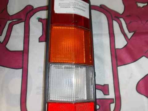 Φανάρι Πίσω Δεξί για RENAULT EXPRESS (1988 - 1991)