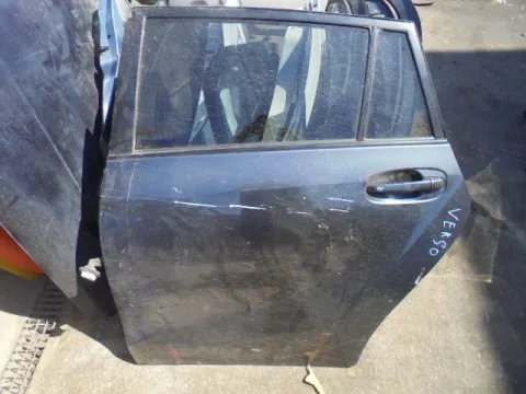 Πόρτα Πίσω Αριστερή για TOYOTA VERSO (2009 - ) Πόρτα Πίσω Αριστερή για TOYOTA VERSO (2009 - )
