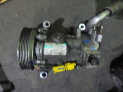 Συμπιεστής A-C (Κομπρέσορας) για CITROEN C3 (2002 - 2006) (FC) Συμπιεστής A-C (Κομπρέσορας) για CITROEN C3 (2002 - 2006) (FC)