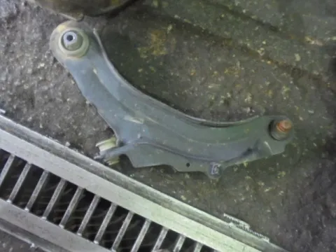 Ψαλίδι Εμπρός Αριστερό για RENAULT MEGANE (2002 - 2005) (LM) (KM) (EM) (CM) Ψαλίδι Εμπρός Αριστερό για RENAULT MEGANE (2002 - 2005) (LM) (KM) (EM) (CM)