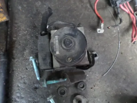 Μονάδα ABS 1C0907379C για VW GOLF (1998 - 2004) Mk4 (1J1) Μονάδα ABS 1C0907379C για VW GOLF (1998 - 2004) Mk4 (1J1)