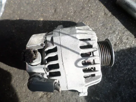 Δυναμό - Εναλλάκτης για TOYOTA AVENSIS (2003 - 2006) (T250) Δυναμό - Εναλλάκτης για TOYOTA AVENSIS (2003 - 2006) (T250)