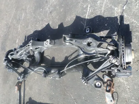 Πίσω Άξονας Δισκόπλακες -ABS Χωρίς Ημιαξόνια Χωρίς Διαφορικό για BMW 1 Series (2004 - 2007) (E87) *ΔΒ* Πίσω Άξονας Δισκόπλακες -ABS Χωρίς Ημιαξόνια Χωρίς Διαφορικό για BMW 1 Series (2004 - 2007) (E87) *ΔΒ*