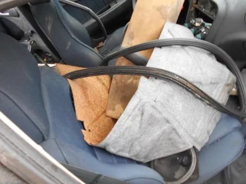 Τροπέτο Πίσω Με Άξονα Με Θόλουs Και Σασί για ALFA ROMEO 156 (1997 - 2003) (932) Sedan - 4dr *Δ* -  Τροπέτο Πίσω Με Άξονα Με Θόλουs Και Σασί για ALFA ROMEO 156 (1997 - 2003) (932) Sedan - 4dr *Δ* -