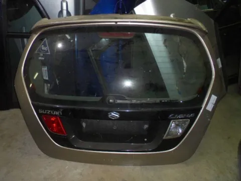 Πορτ-Μπαγκάζ για SUZUKI LIANA (2001 - 2004) (RH) , (2005 - 2007) (RH) Πορτ-Μπαγκάζ για SUZUKI LIANA (2001 - 2004) (RH) , (2005 - 2007) (RH)