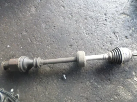 Ημιαξόνιο Εμπρός Δεξί για RENAULT KANGOO (1998 - 2003) (KC) 1400 (E7J780) Petrol 75 Ημιαξόνιο Εμπρός Δεξί για RENAULT KANGOO (1998 - 2003) (KC) 1400 (E7J780) Petrol 75