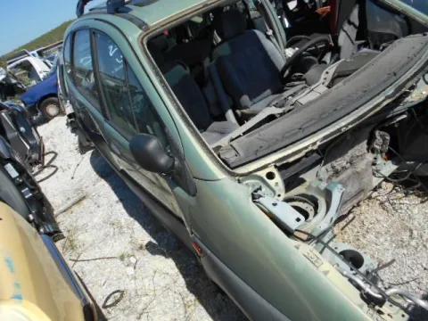 Τροπέτο Πίσω Με Άξονα Με Θόλουs Και Σασί για RENAULT SCENIC (1999 - 2003) RX4 4x4 MPV - ΠΟΛΥΜΟΡΦΙΚΑ - 5dr *Δ* -  Τροπέτο Πίσω Με Άξονα Με Θόλουs Και Σασί για RENAULT SCENIC (1999 - 2003) RX4 4x4 MPV - ΠΟΛΥΜΟΡΦΙΚΑ - 5dr *Δ* -
